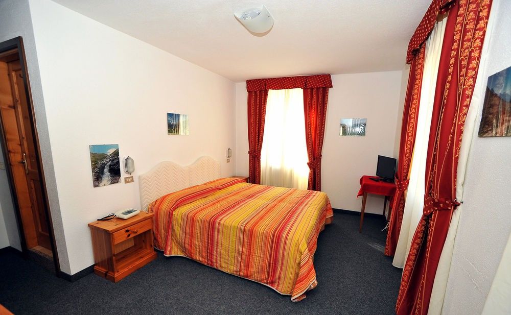 Hotel Capitani Bormio Ngoại thất bức ảnh