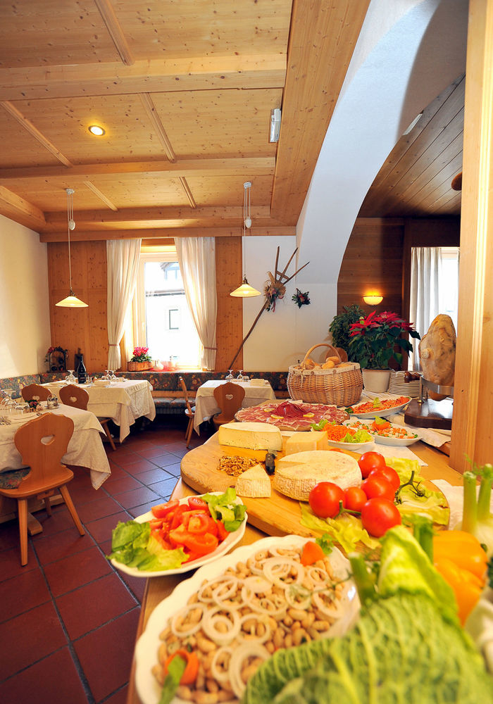 Hotel Capitani Bormio Ngoại thất bức ảnh