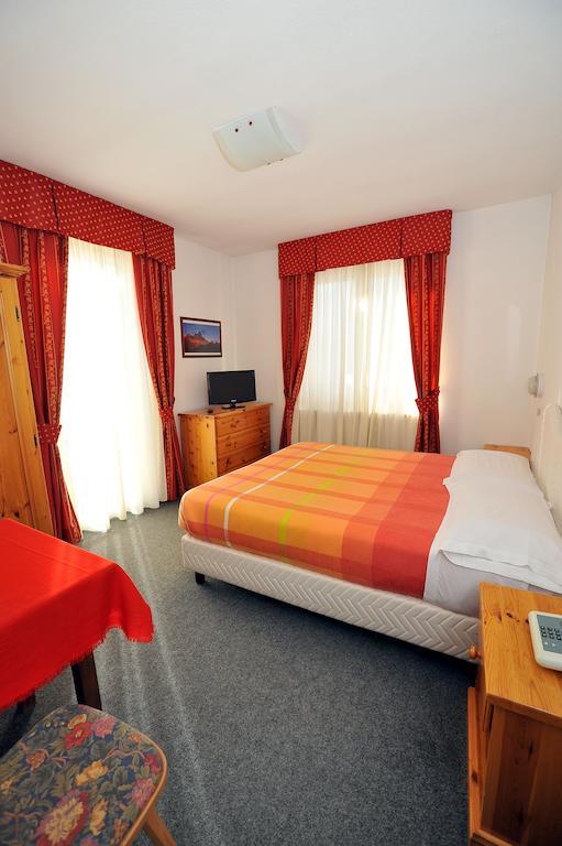 Hotel Capitani Bormio Ngoại thất bức ảnh
