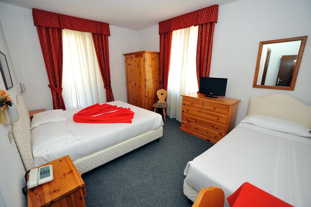 Hotel Capitani Bormio Ngoại thất bức ảnh